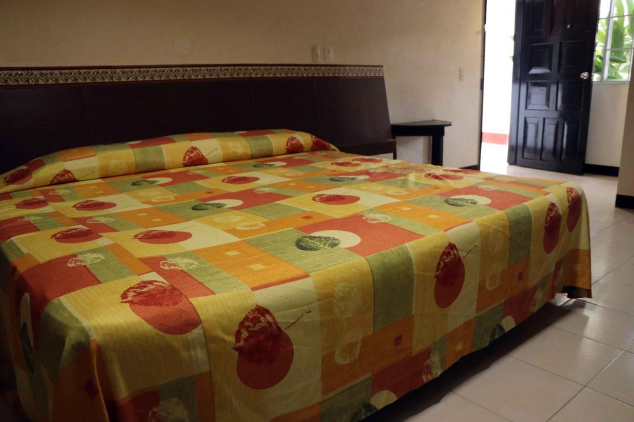 Hotel Quinta Avenida Palenque Dış mekan fotoğraf